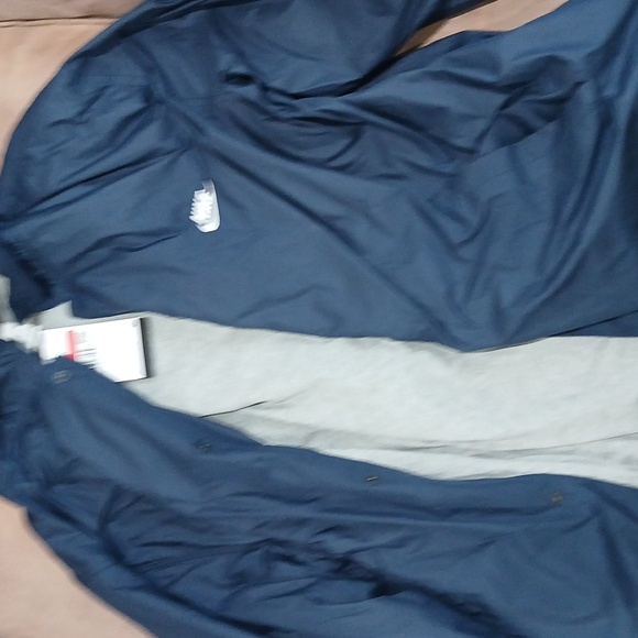 Nike outfit - Picture 2 of 2